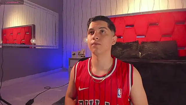 Snapshot of Brat_ chatting on 14, 12, 2025 Brat online show from 14, 12, 2025