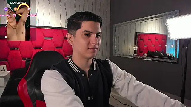 Snapshot of Brat_ chatting on 21, 12, 2025 Brat online show from 21, 12, 2025