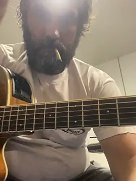 Snapshot of bigJohnson223 chatting on 20, 11, 2025 bigJohnson223 online show from 20, 11, 2025