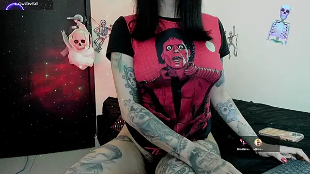 Snapshot of aiko_black93 chatting on 22, 9, 2025 aiko black93 online show from 22, 9, 2025