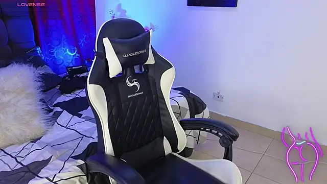 Majuu   online show from 26, 11, 2025