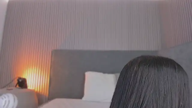 emelie 89 online show from 10, 2, 2026