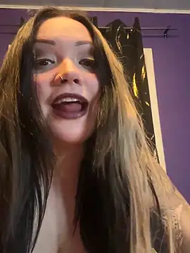 Snapshot of skinwalkingzombie chatting on 25, 5, 2026 skinwalkingzombie online show from 25, 5, 2026