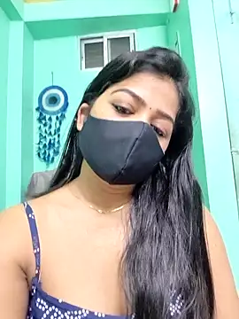 Snapshot of Monalisa_Singh chatting on 4, 4, 2026 Monalisa Singh online show from 4, 4, 2026