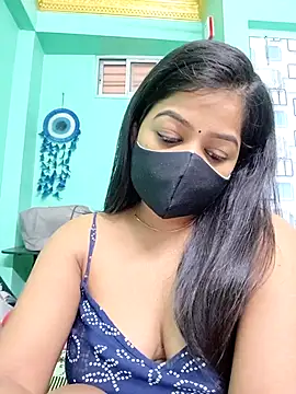 Snapshot of Monalisa_Singh chatting on 30, 4, 2026 Monalisa Singh online show from 30, 4, 2026