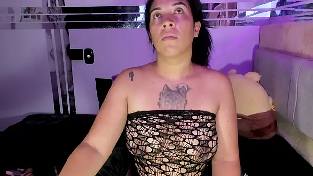 Snapshot of celesttemoon chatting on 13, 5, 2026 celesttemoon online show from 13, 5, 2026