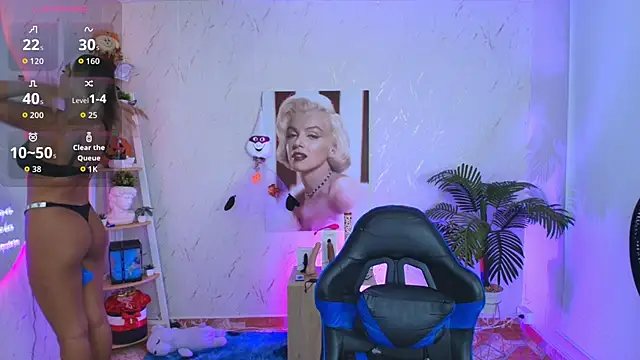 Snapshot of SALOOMEE__ chatting on 18, 12, 2025 SALOOMEE online show from 18, 12, 2025