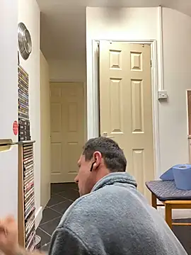 Yourhotboy 42 online show from 9, 2, 2025