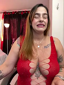 Snapshot of Alessandra_Schmoll chatting on 5, 2, 2026 Alessandra Schmoll online show from 5, 2, 2026