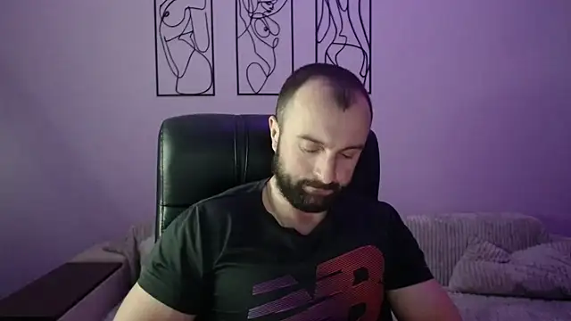 brindlefly6969 online show from 18, 12, 2025