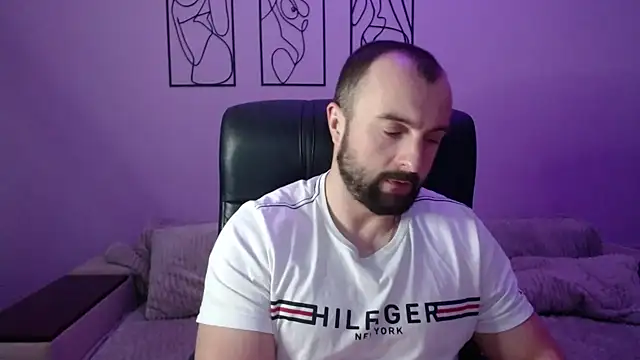 brindlefly6969 online show from 22, 12, 2025