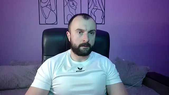 brindlefly6969 online show from 11, 4, 2026