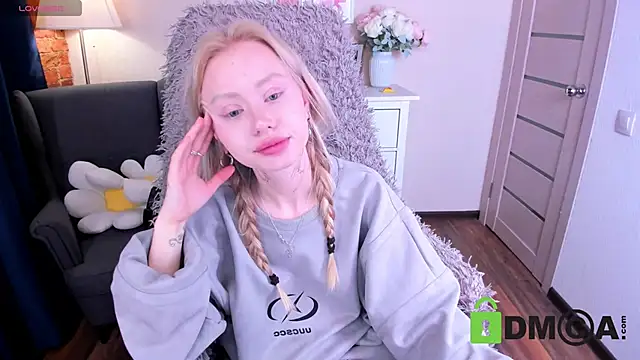 Snapshot of MalenaErnman chatting on 2, 3, 2025 MalenaErnman online show from 2, 3, 2025