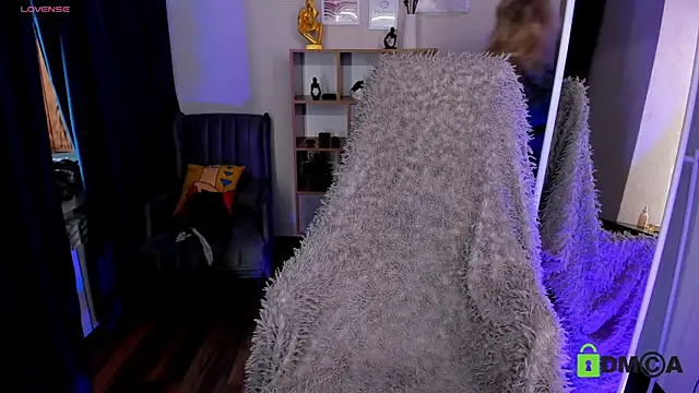 Snapshot of MalenaErnman chatting on 5, 3, 2025 MalenaErnman online show from 5, 3, 2025