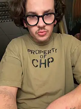 Snapshot of hardmecl chatting on 18, 2, 2026 hardmecl online show from 18, 2, 2026