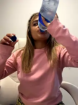 pamell col online show from 5, 10, 2025