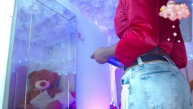 puca ebony online show from 16, 12, 2025