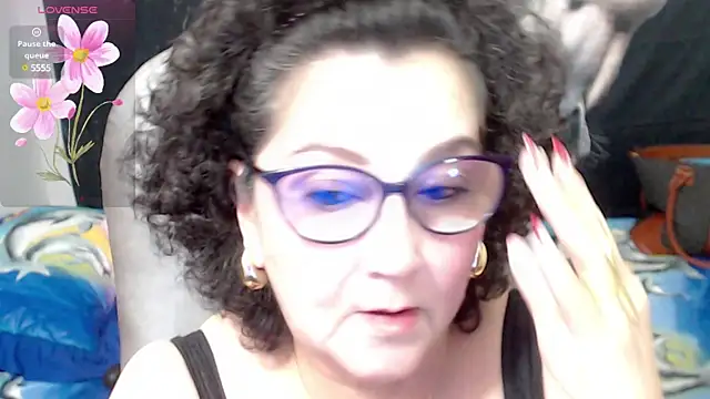 Snapshot of cataleya_mom chatting on 18, 2, 2025 cataleya mom online show from 18, 2, 2025