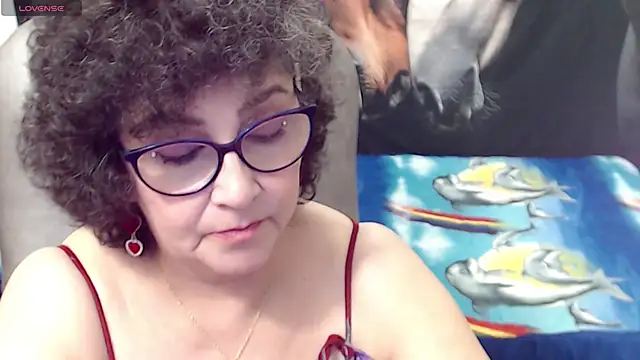 Snapshot of cataleya_mom chatting on 22, 2, 2025 cataleya mom online show from 22, 2, 2025