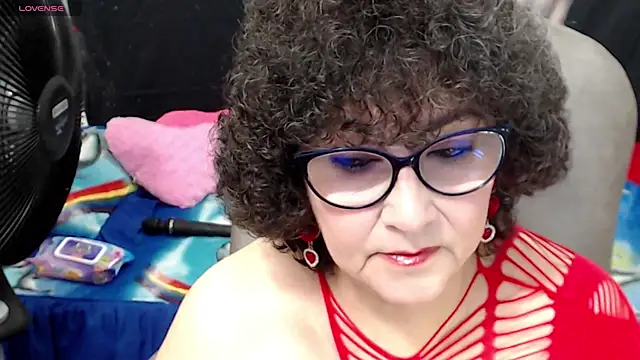 Snapshot of cataleya_mom chatting on 23, 2, 2025 cataleya mom online show from 23, 2, 2025