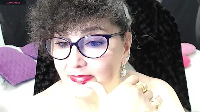Snapshot of cataleya_mom chatting on 3, 3, 2025 cataleya mom online show from 3, 3, 2025