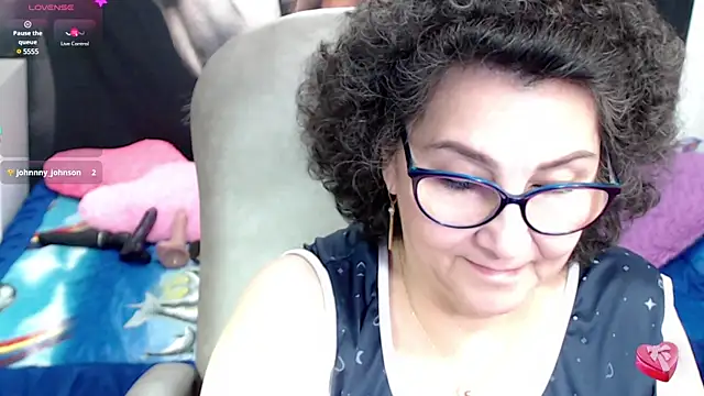 Snapshot of cataleya_mom chatting on 11, 3, 2025 cataleya mom online show from 11, 3, 2025