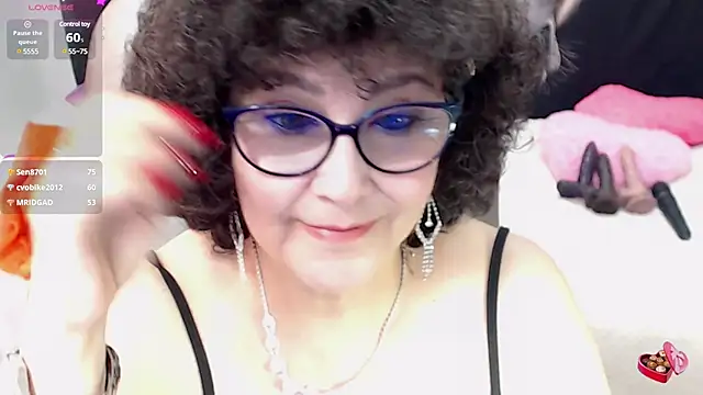 Snapshot of cataleya_mom chatting on 17, 3, 2025 cataleya mom online show from 17, 3, 2025
