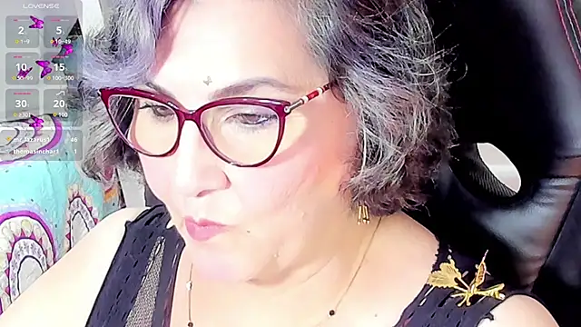 Snapshot of cataleya_mom chatting on 17, 9, 2025 cataleya mom online show from 17, 9, 2025