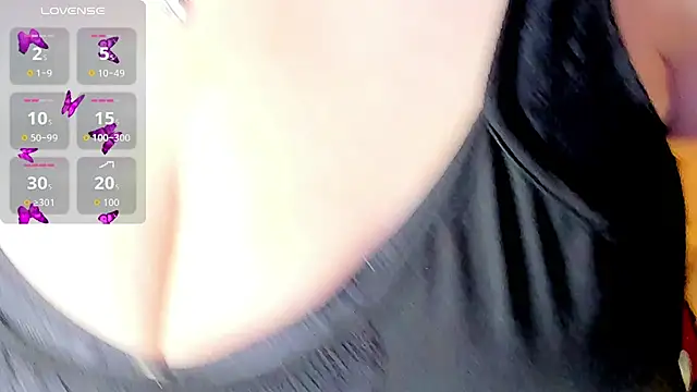 Snapshot of cataleya_mom chatting on 22, 10, 2025 cataleya mom online show from 22, 10, 2025