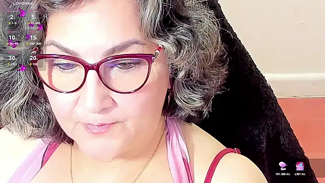 Snapshot of cataleya_mom chatting on 27, 11, 2025 cataleya mom online show from 27, 11, 2025