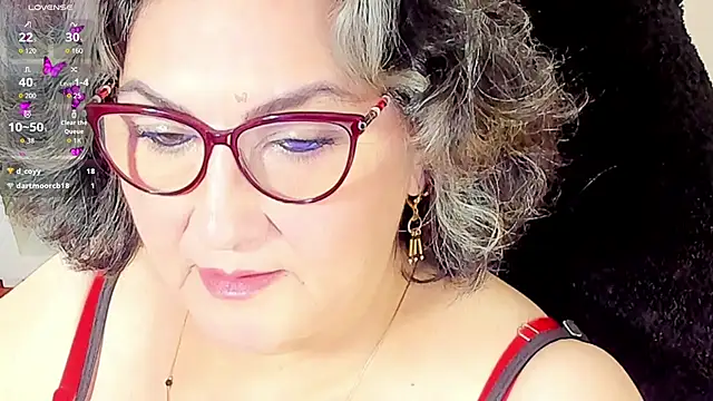 Snapshot of cataleya_mom chatting on 28, 11, 2025 cataleya mom online show from 28, 11, 2025