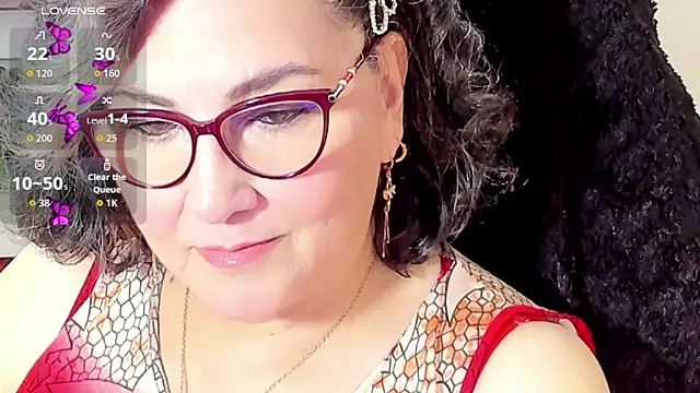 Snapshot of cataleya_mom chatting on 14, 12, 2025 cataleya mom online show from 14, 12, 2025