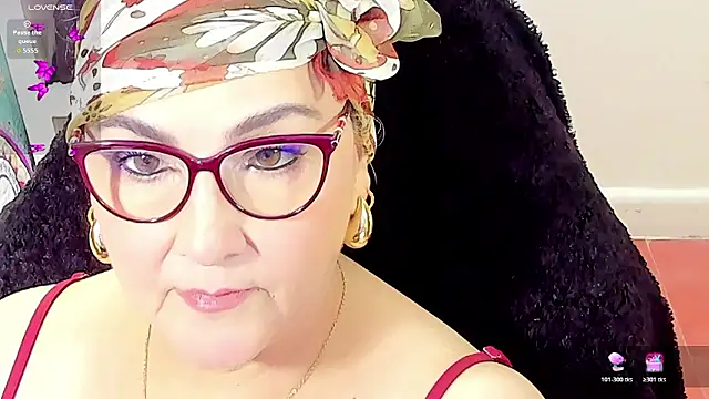 Snapshot of cataleya_mom chatting on 14, 1, 2026 cataleya mom online show from 14, 1, 2026