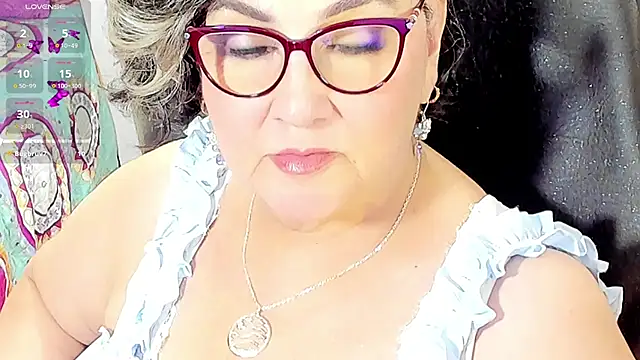 Snapshot of cataleya_mom chatting on 27, 2, 2026 cataleya mom online show from 27, 2, 2026