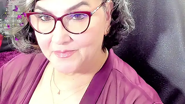 Snapshot of cataleya_mom chatting on 18, 5, 2026 cataleya mom online show from 18, 5, 2026