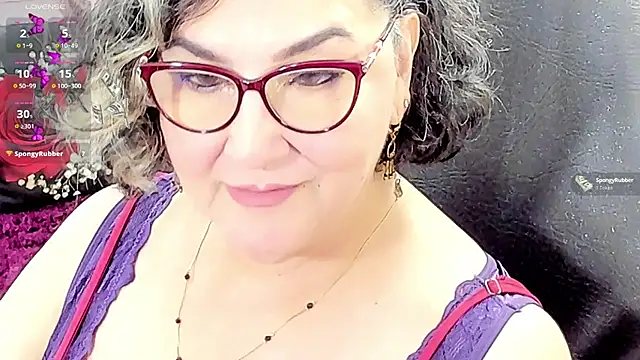 Snapshot of cataleya_mom chatting on 4, 6, 2026 cataleya mom online show from 4, 6, 2026
