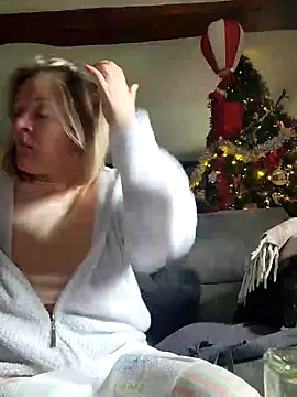 lady charlyne online show from 7, 12, 2024