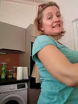 lady charlyne online show from 16, 1, 2025