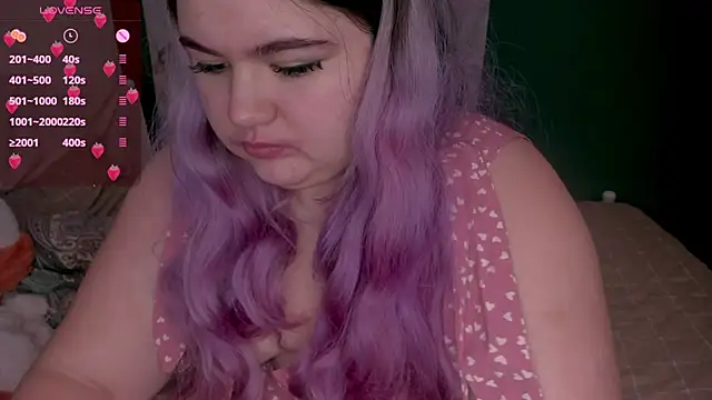 Freakcute  online show from 12, 2, 2025