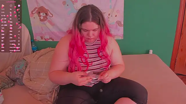 Freakcute  online show from 16, 3, 2025