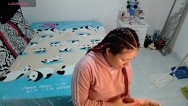 soniafuckboobs online show from 19, 2, 2026