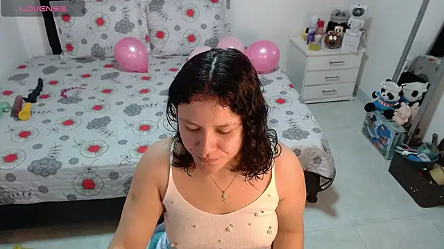 soniafuckboobs online show from 15, 4, 2026