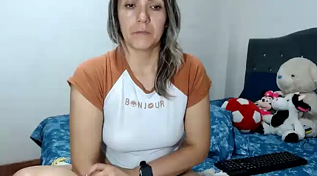 Chantal hott online show from 21, 2, 2025