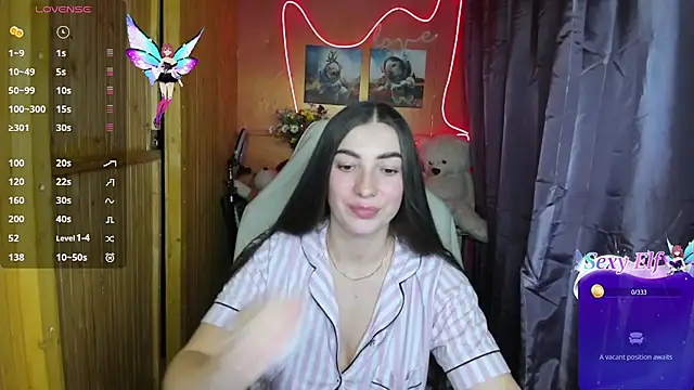 Snapshot of Fiery_Brunette_ chatting on 7, 1, 2025 Fiery Brunette online show from 7, 1, 2025