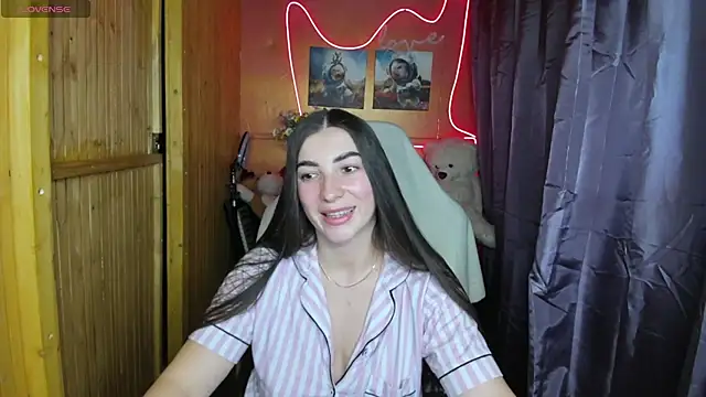 Snapshot of Fiery_Brunette_ chatting on 23, 1, 2025 Fiery Brunette online show from 23, 1, 2025