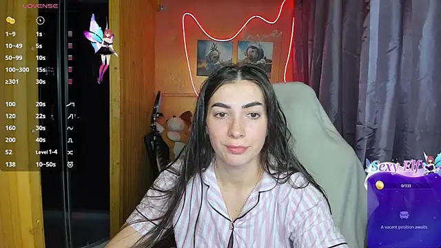 Snapshot of Fiery_Brunette_ chatting on 17, 2, 2025 Fiery Brunette online show from 17, 2, 2025