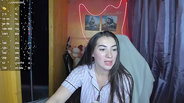 Snapshot of Fiery_Brunette_ chatting on 3, 3, 2025 Fiery Brunette online show from 3, 3, 2025