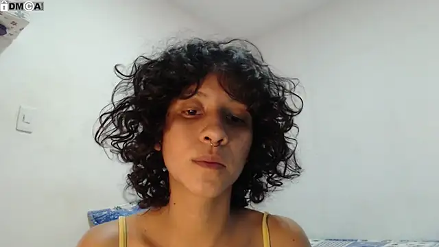 Snapshot of AlinaWoolf_ chatting on 10, 9, 2025 AlinaWoolf  online show from 10, 9, 2025