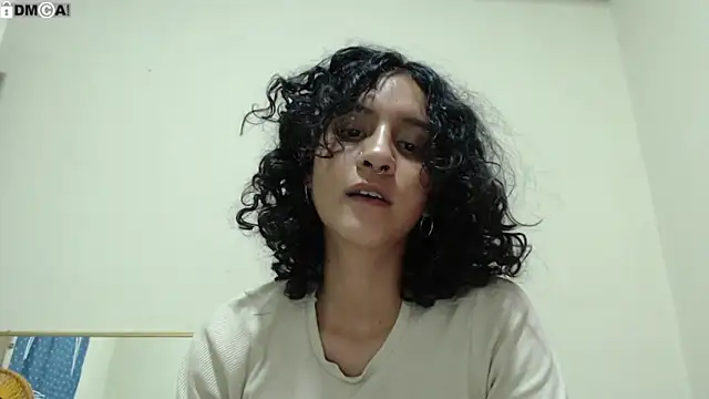Snapshot of AlinaWoolf_ chatting on 26, 3, 2026 AlinaWoolf online show from 26, 3, 2026