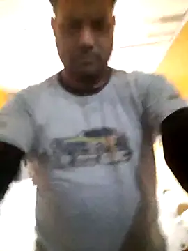 Snapshot of hecwil8 chatting on 3, 6, 2026 hecwil8 online show from 3, 6, 2026
